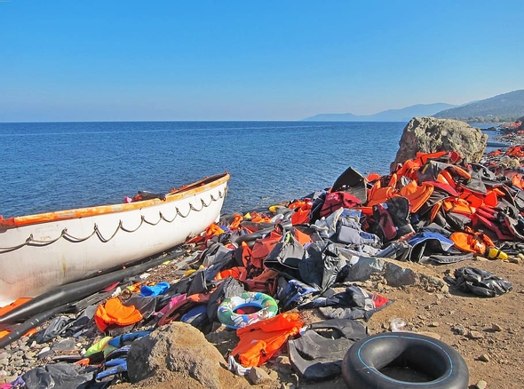 refugee boat 